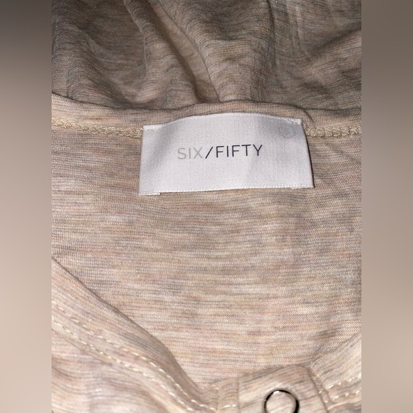 Six Fifty Crewneck Henley Shirt Pullover‎ Women S Shirttail Tan Lightweight - Picture 3 of 6